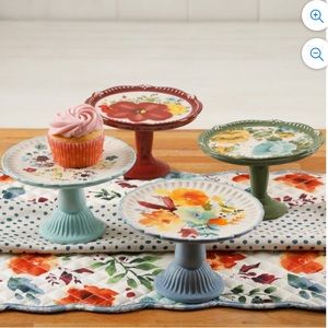 The Pioneer Woman Flea Market Floral 5.8-Inch Mini Cake Stand